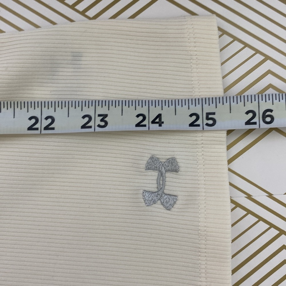 Under armour top - Picture 6 of 8